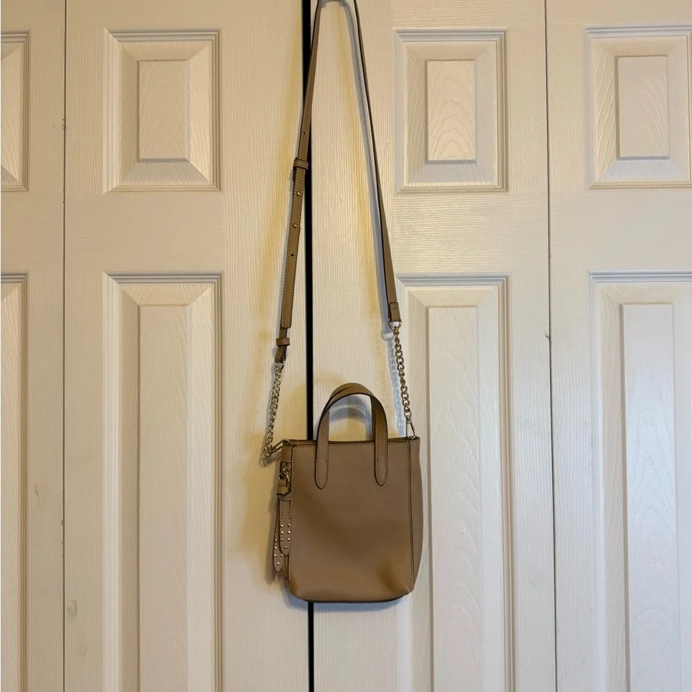 Tan Crossbody Bag with Adjustable‎ Strap and Top Handle